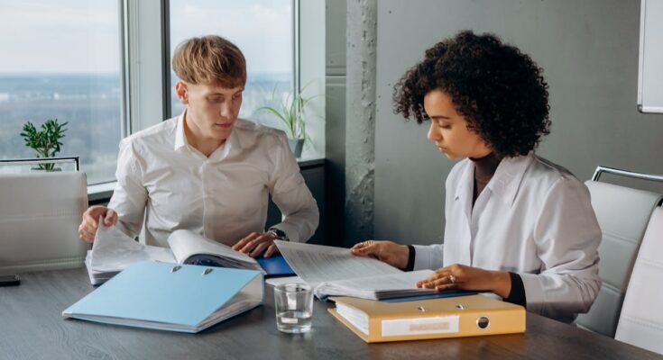 Marketing, Strategizing, and Building Relationships with Customers: A Comprehensive Approach